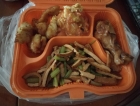 楼下路边摊盒饭