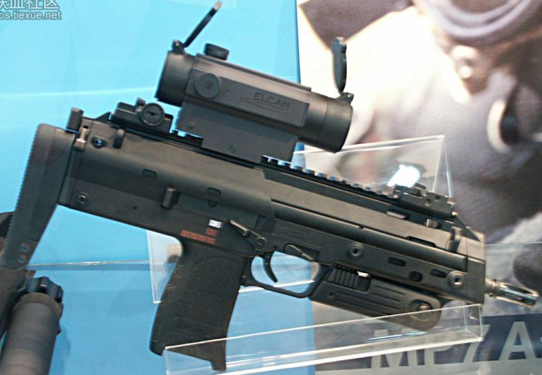 德制MP-7冲锋枪6.jpg