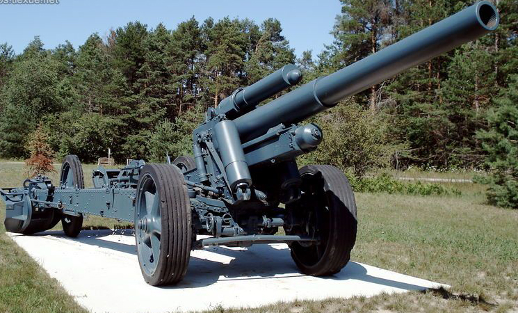 SFH18型 150毫米榴弹炮.jpg