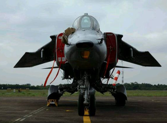 印度空军仍有3个中队的米格-27ML攻击机.jpg
