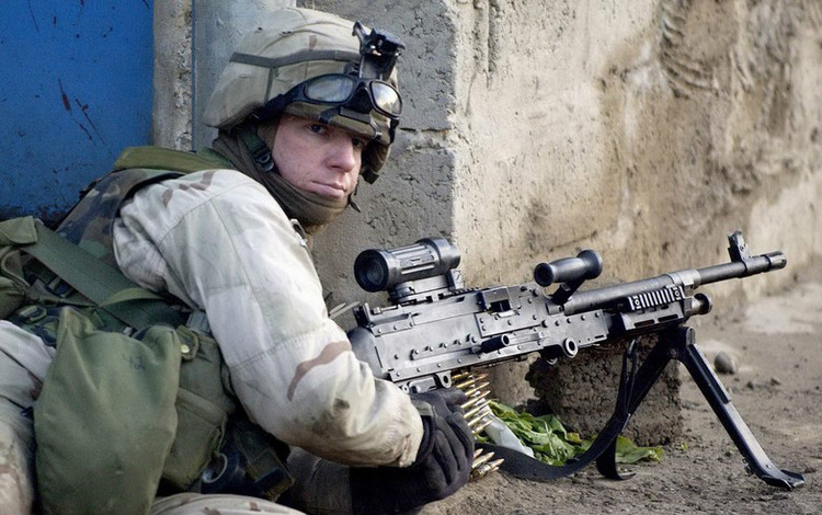 美军现役M240B机枪.jpg