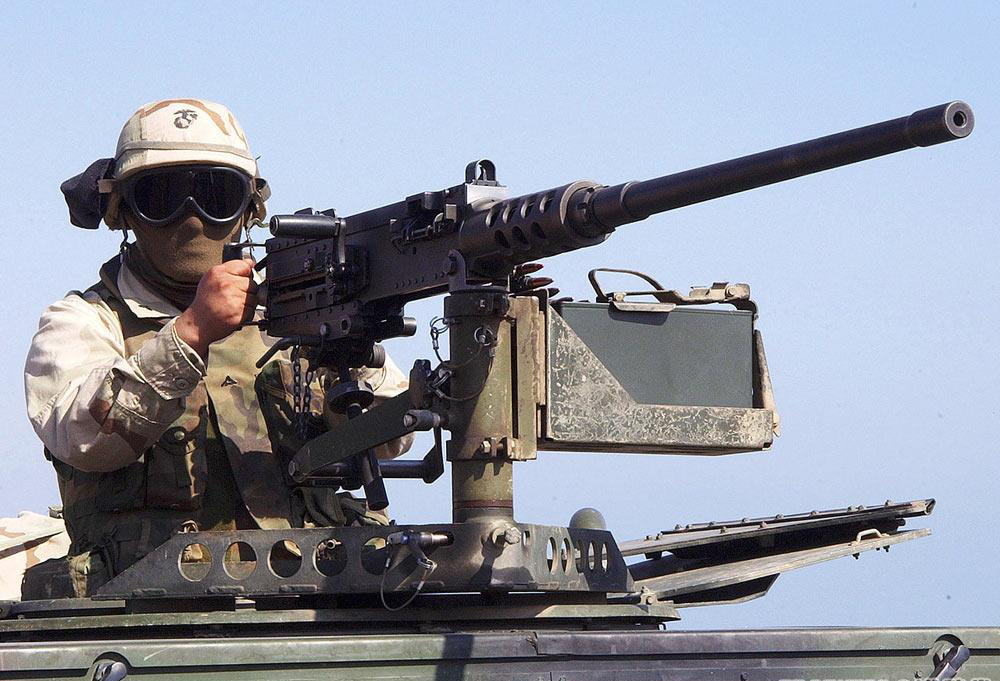 美制M2HB太过笨重，只能车载，不能作为步兵携行伴随支援武器.jpg