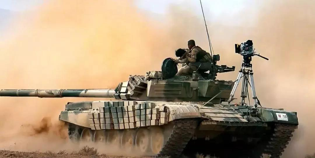 影片中的T-72B.jpg